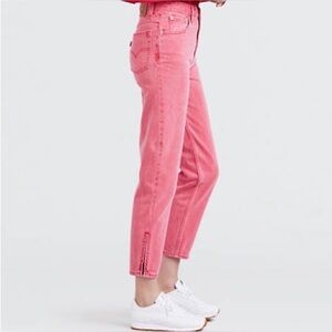 ✨ LEVI’S Pink Mom Jeans High Rise Straight Leg Size 28 Y2K 💖